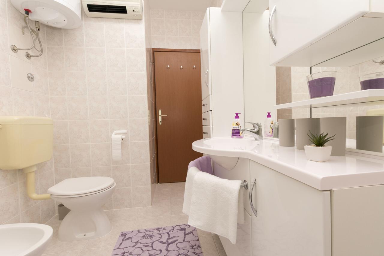 Apartment Petea Omiš Cameră foto